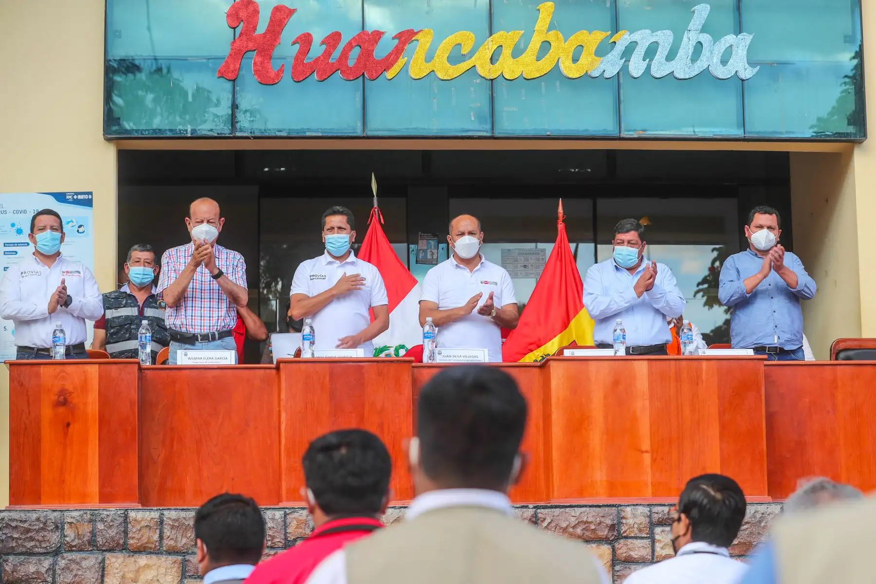 La población de Huancabamba y sus autoridades de la región Piura suspendieron el paro anunciado para el 24 de enero por los trabajos inconclusos del proyecto carretera Canchaque-Huancabamba. El acuerdo se logró tras una mesa de trabajo liderada por el ministro de Transportes y Comunicaciones, Juan Francisco Silva. Foto: MTC