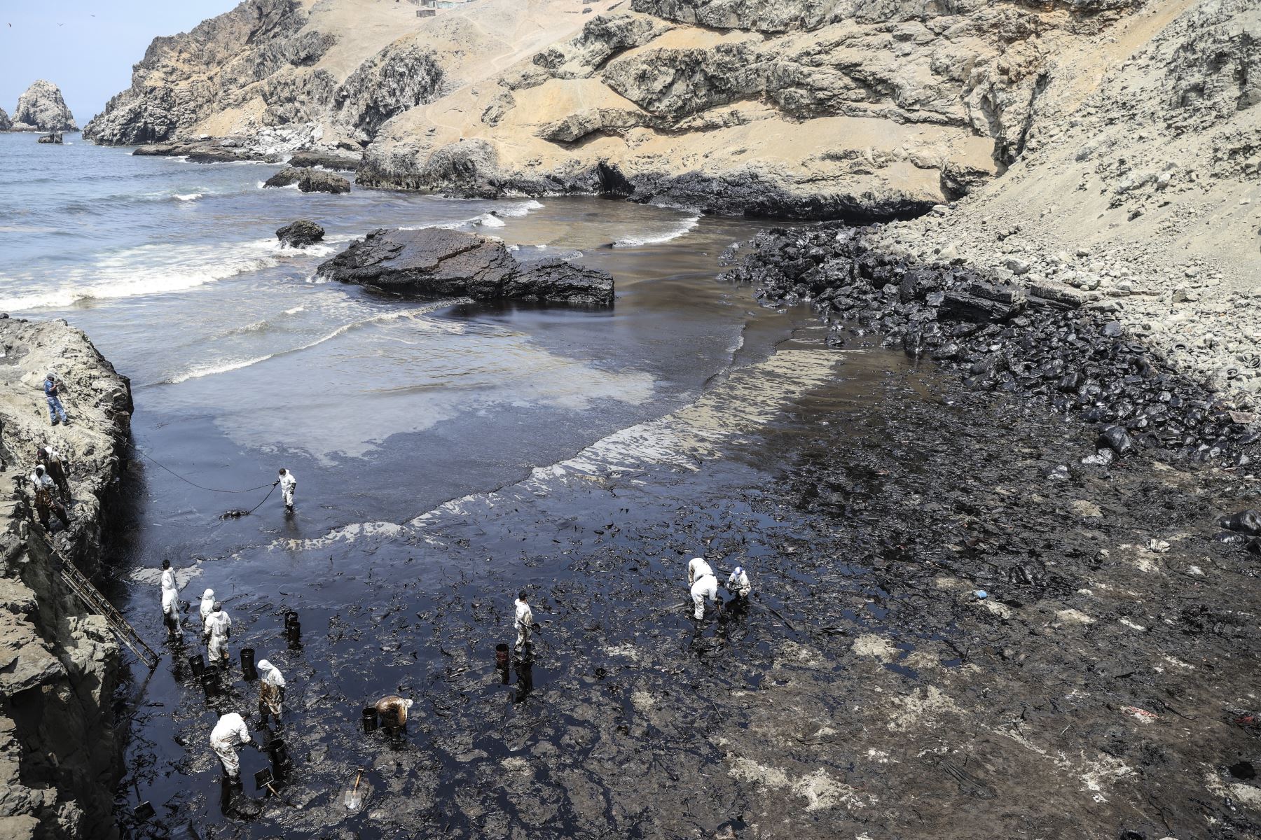 Derrame de petróleo: estas son las playas que representan un grave riesgo a  la salud | Noticias | Agencia Peruana de Noticias Andina
