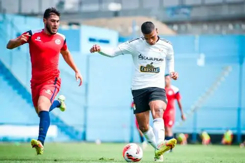 Cristal y Deportivo Municipal se enfrentaron en el Alberto Gallardo hoy a las 9:00 a.m. Foto: Prensa Sporting Cristal