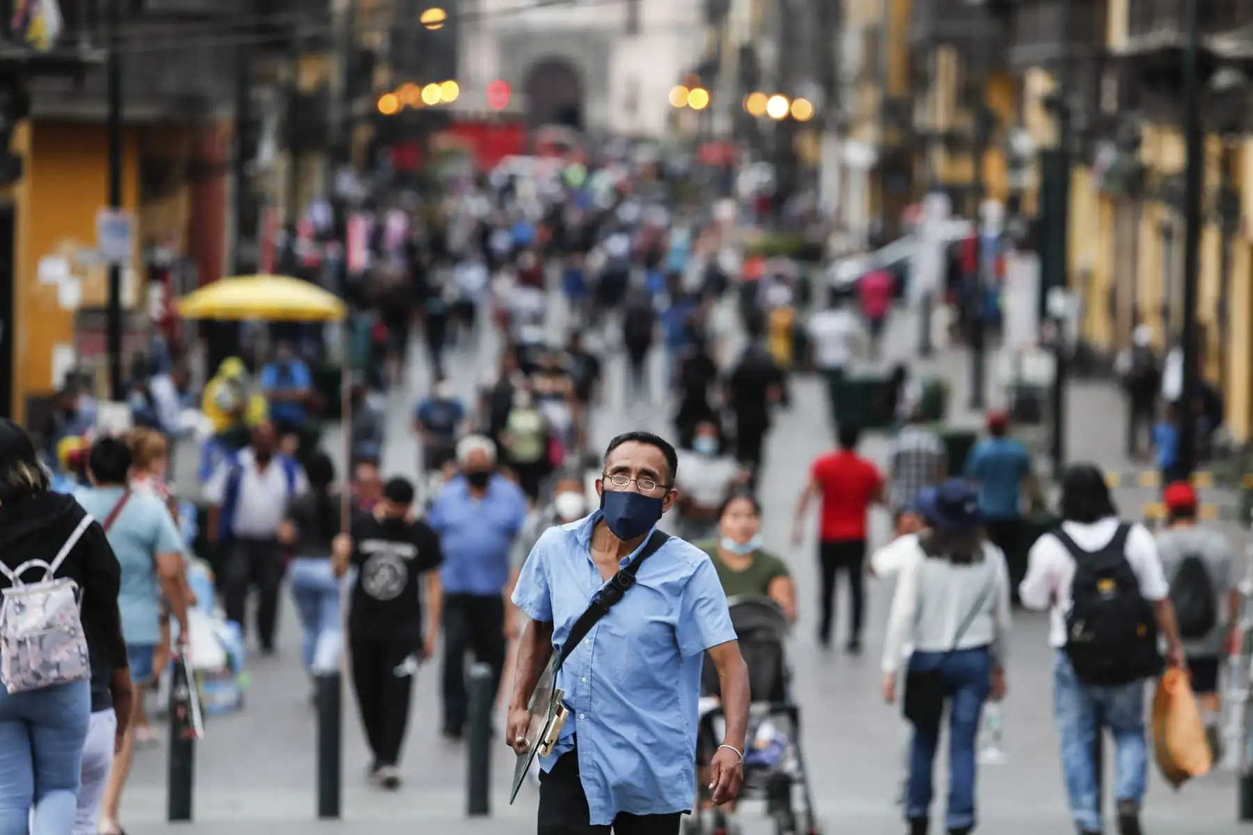 La pandemia todavía no ha terminado, existe incremento de casos y un riesgo de brote por el invierno, por eso la población no debe bajar la guardia. Foto: ANDINA/Renato Pajuelo
