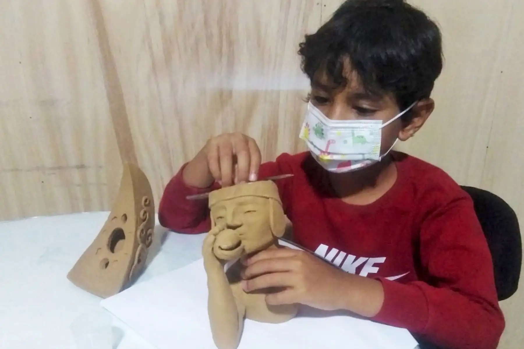 Niños y adolescentes aprenderán los conocimientos ancestrales sobre la elaboración de la cerámica con iconografía de la cultura Chimú. Foto: ANDINA/Difusión