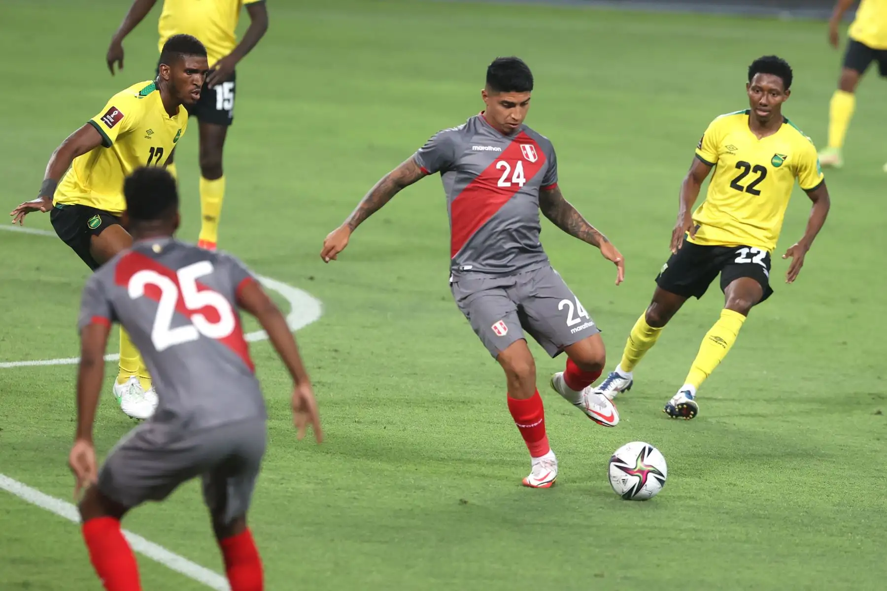 Perú enfrenta a Jamaica en partido amistoso que se disputa en el Estadio Nacional con miras al Mundial Qatar 2022. Foto: ANDINA/Vidal Tarqui