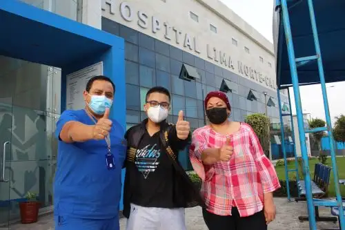 Decidimos su reconstrucción con un injerto cadavérico de una cabeza femoral en la zona que se resecó el tumor. Foto: Difusión