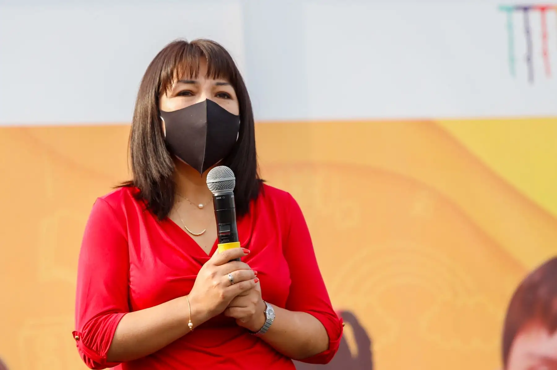 Presidenta del Consejo de Ministros dio inicio a  la vacunación contra la COVID-19 de menores de 10 y 11 años y de 5 a 11 años del sector urbano que presenten comorbilidades o inmunosupresión. Foto: ANDINA/PCM