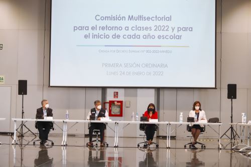 Primera sesión ordinaria de la Comisión Multisectorial para el retorno a clases e inicio del año escolar