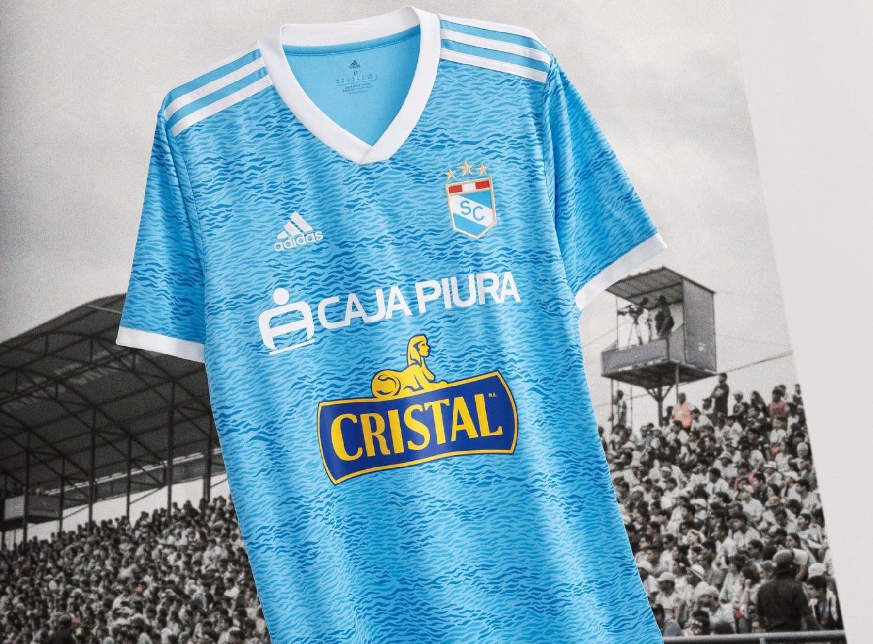 Sporting Cristal presentó su camiseta 2022 con la que renueva su