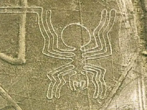 La XXXIX Semana Turística de Nasca constituye una oportunidad para visitar los encantadores atractivos turísticos de esta hospitalaria provincia de la región Ica, donde destacan los enigmáticos y sorprendentes geoglifos que sorprenden al mundo. ANDINA/archivo