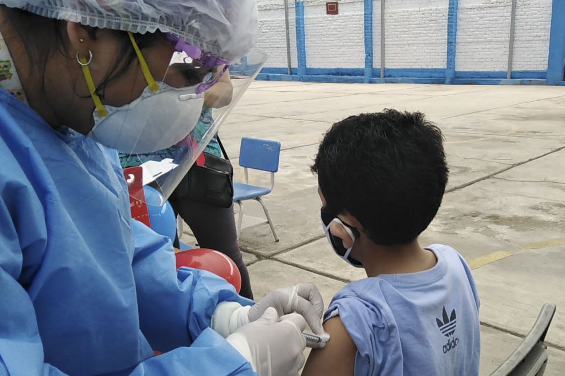 Inician vacunación contra la covid-19 a niños de 5 a 11 años en la Región Callao. Foto: ANDINA/Difusión