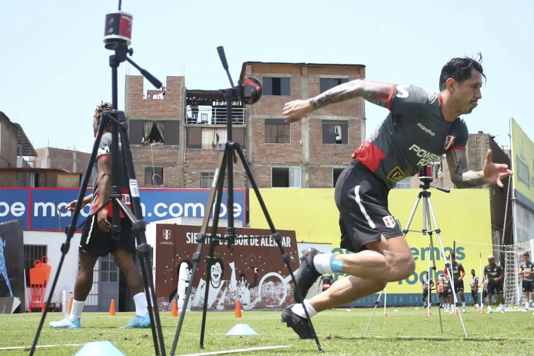 Gabriel Costa.  Clasificatorias al mundial Catar 2022.Foto: ANDINA/FPF