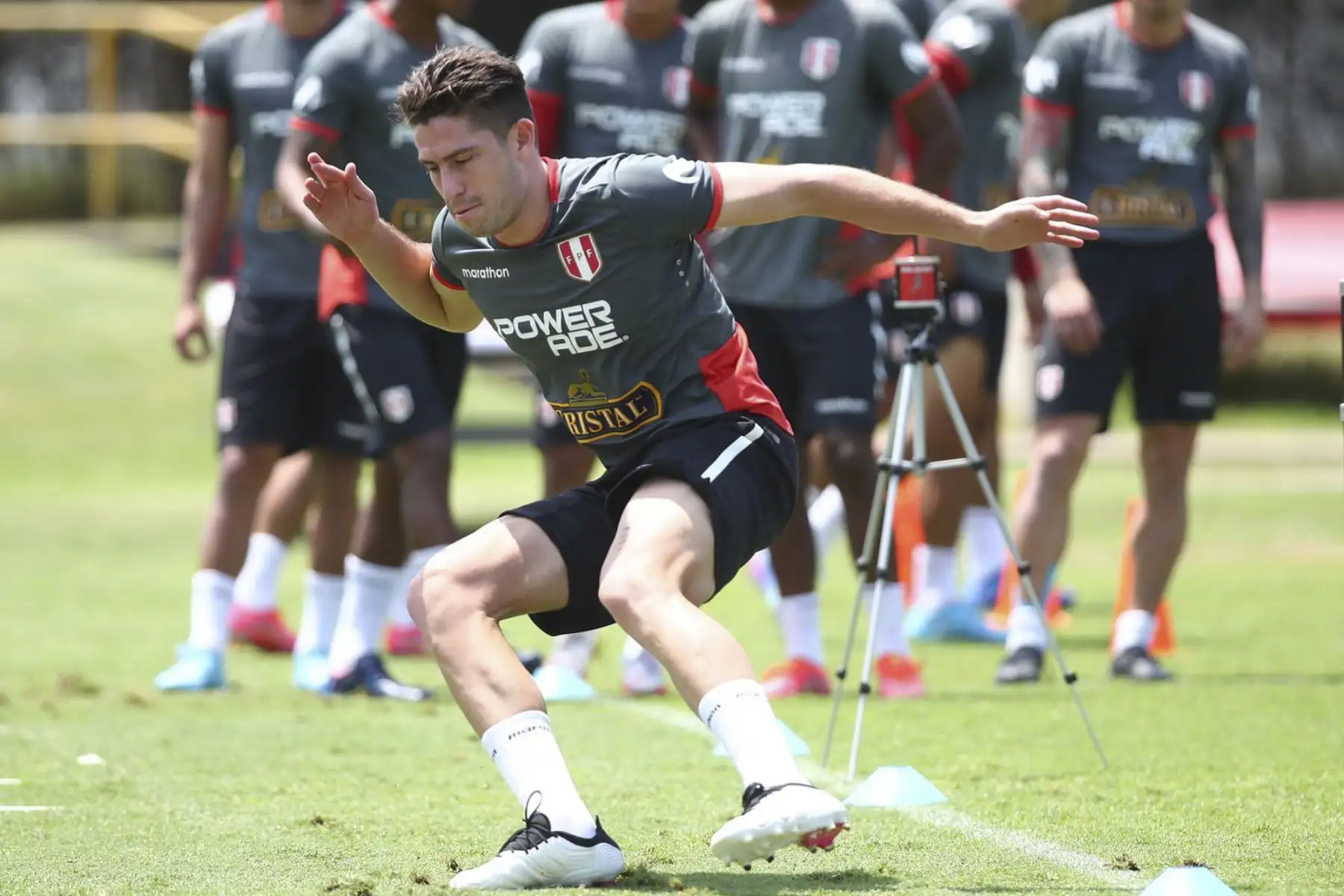 Perú sigue con su preparación de cara al duelo con Colombia en el Estadio Metropolitano de Barranquilla por la fecha 15 de las Clasificatorias.
Foto: ANDINA/FPF