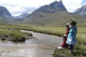 La comunidad Cordillera Blanca recibe apoyo permanente del Inaigem, entidad adscrita al Minam. Foto: ANDINA/difusión.