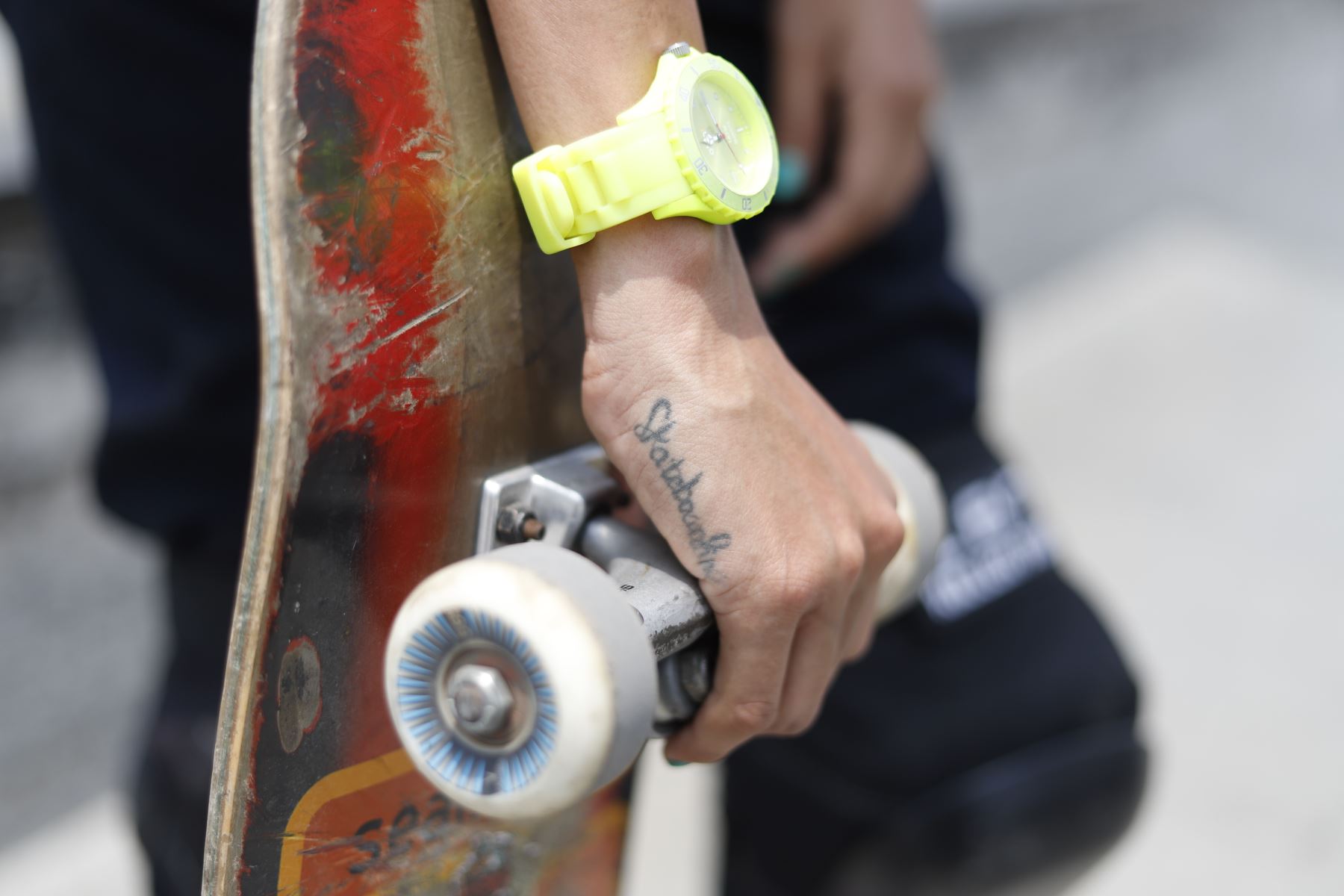 Una integrante del colectivo lleva tatuado el deporte que tanto le apasiona. Foto: ANDINA/Renato Pajuelo