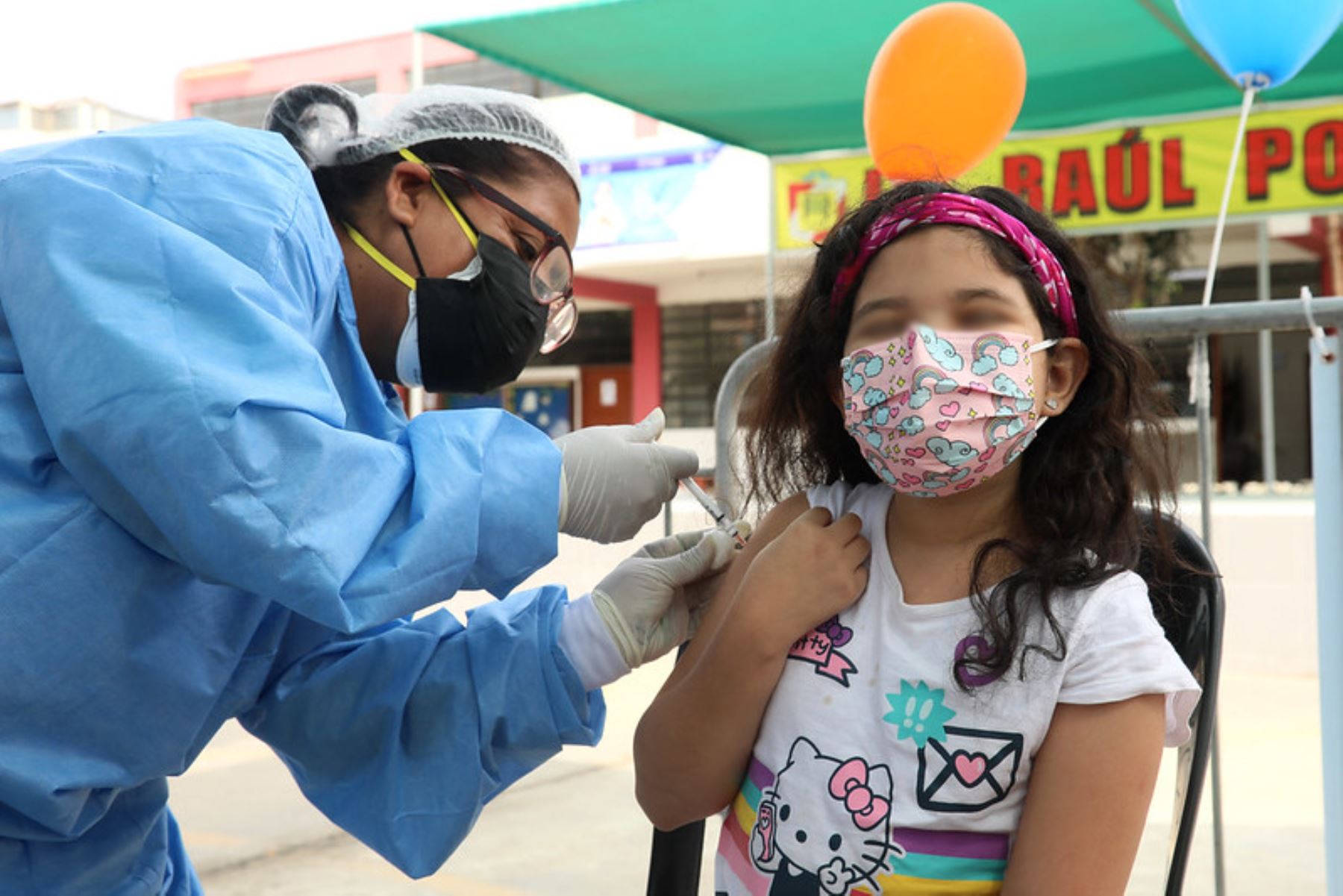 Se ha protegido con la primera dosis a un total de 6,974 niños de 10 y 11 años y de 5 a 11 años con comorbilidades en el Callao. Foto: ANDINA/Minsa
