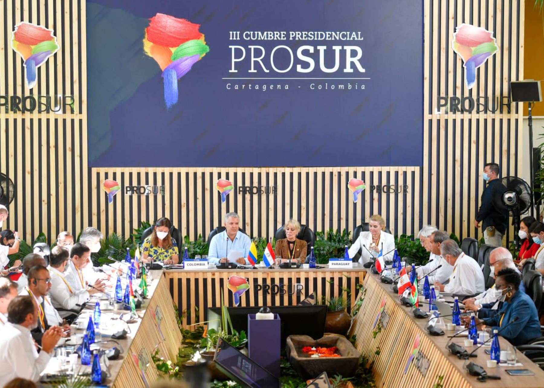 Canciller Oscar Maúrtua participa en III Cumbre Presidencial de Prosur en Colombia, en representación del presidente Pedro Castillo.