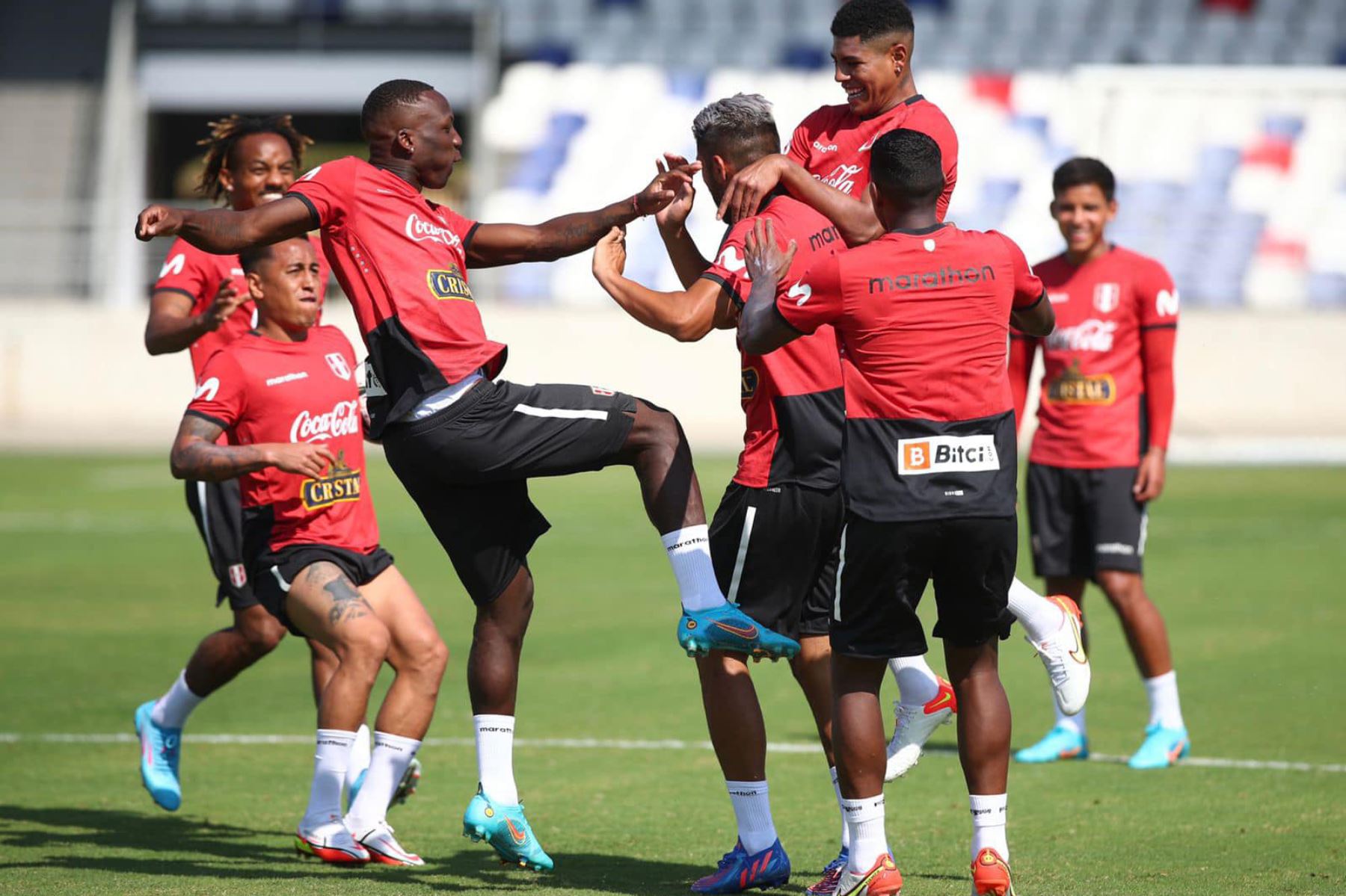La selección peruana realizó en Barranquilla, su último entrenamiento previo al partido de Colombia. Foto: ANDINA/ FPF
