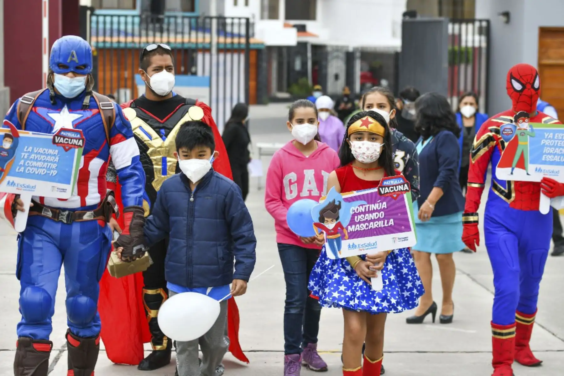 Sin embargo, para esta ocasión las autoridades de Salud han previsto suspender estos días la vacunación de las personas mayores de 18 años, con el objetivo de ofrecer atención exclusiva a los menores de edad. Foto: Cortesía Diego Ramos