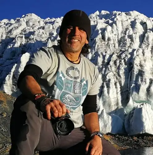 Manolo del Castillo.