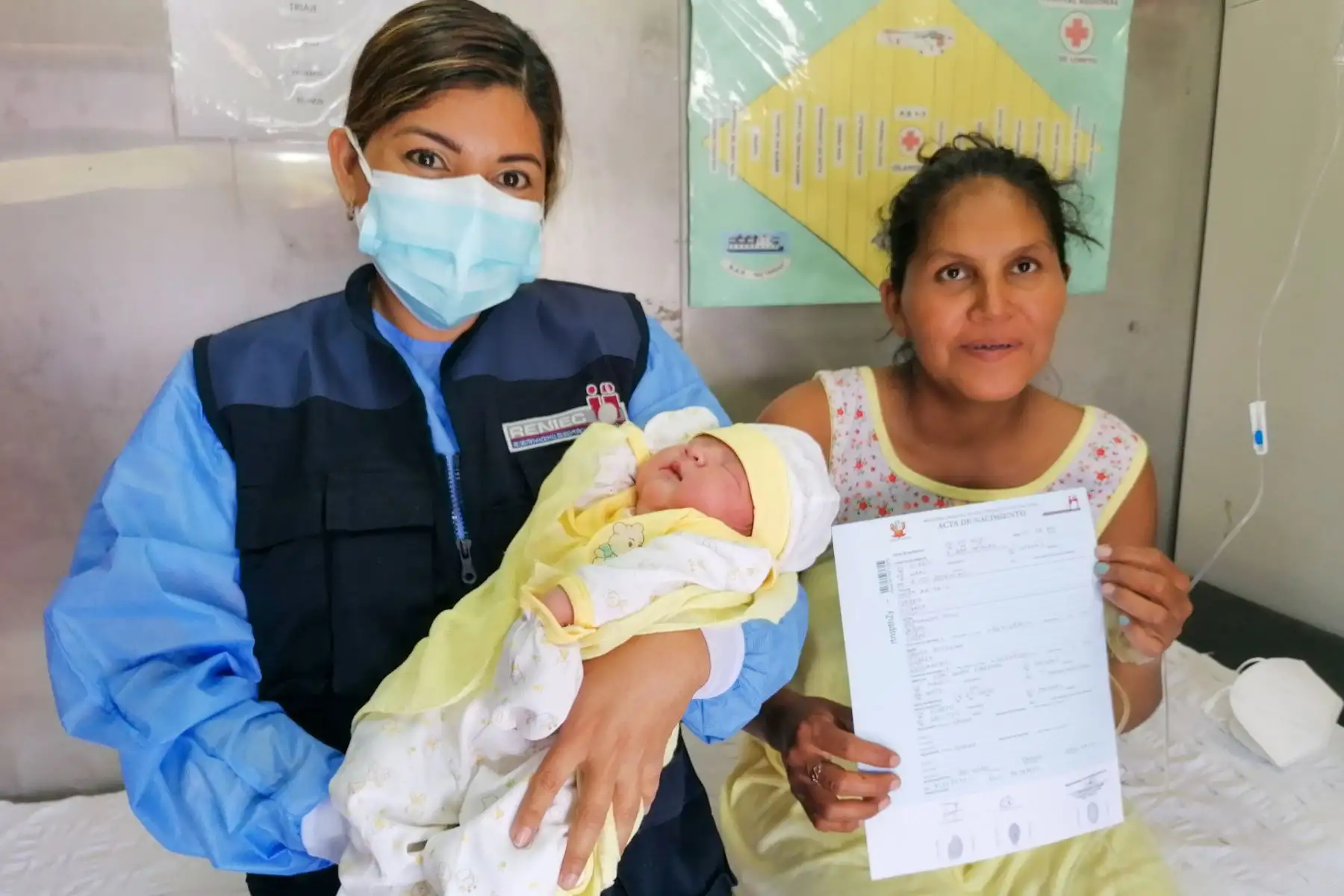 En estos puntos de intervención se atendió, en algunos casos de emergencia, a gestantes que ya se encontraban en fase de parto. Tras un alumbramiento seguro, nació Nora  en el BAP Yahuas en el río Napo. Foto: ANDINA/ Difusión
