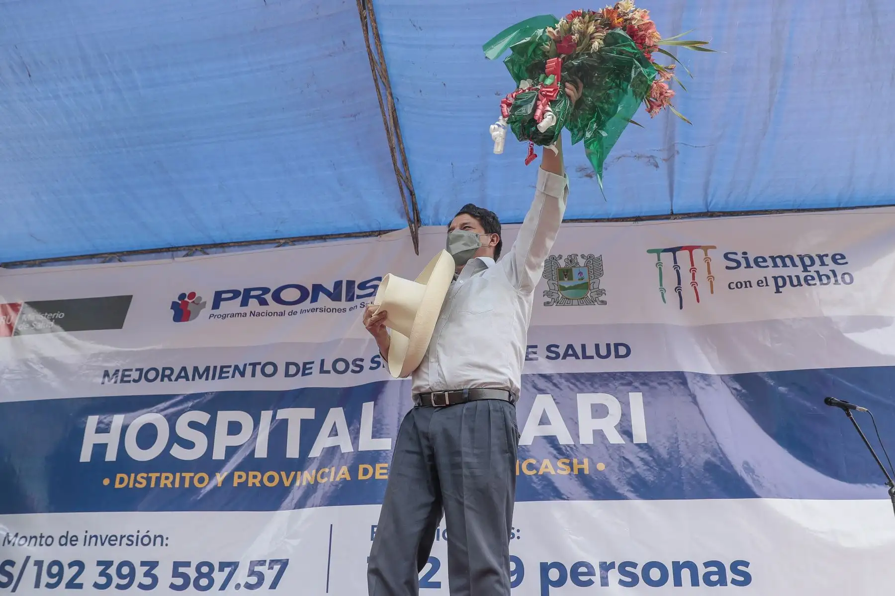 Presidente de la República, Pedro Castillo, visita la región Áncash para participar en la colocación de la primera piedra del Nuevo Hospital de Huari. Foto: ANDINA/Prensa Presidencia