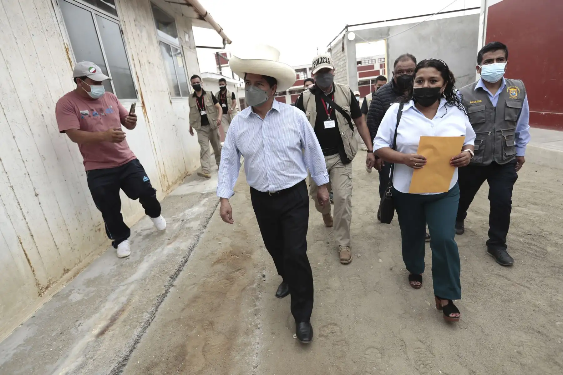 El presidente de la República, Pedro Castillo, inspecciona institución educativa Alfonso Ugarte 88109 y el muelle artesanal del distrito de Culebras, en la provincia de Huarmey, región Áncash. Foto: ANDINA/Prensa Presidencia