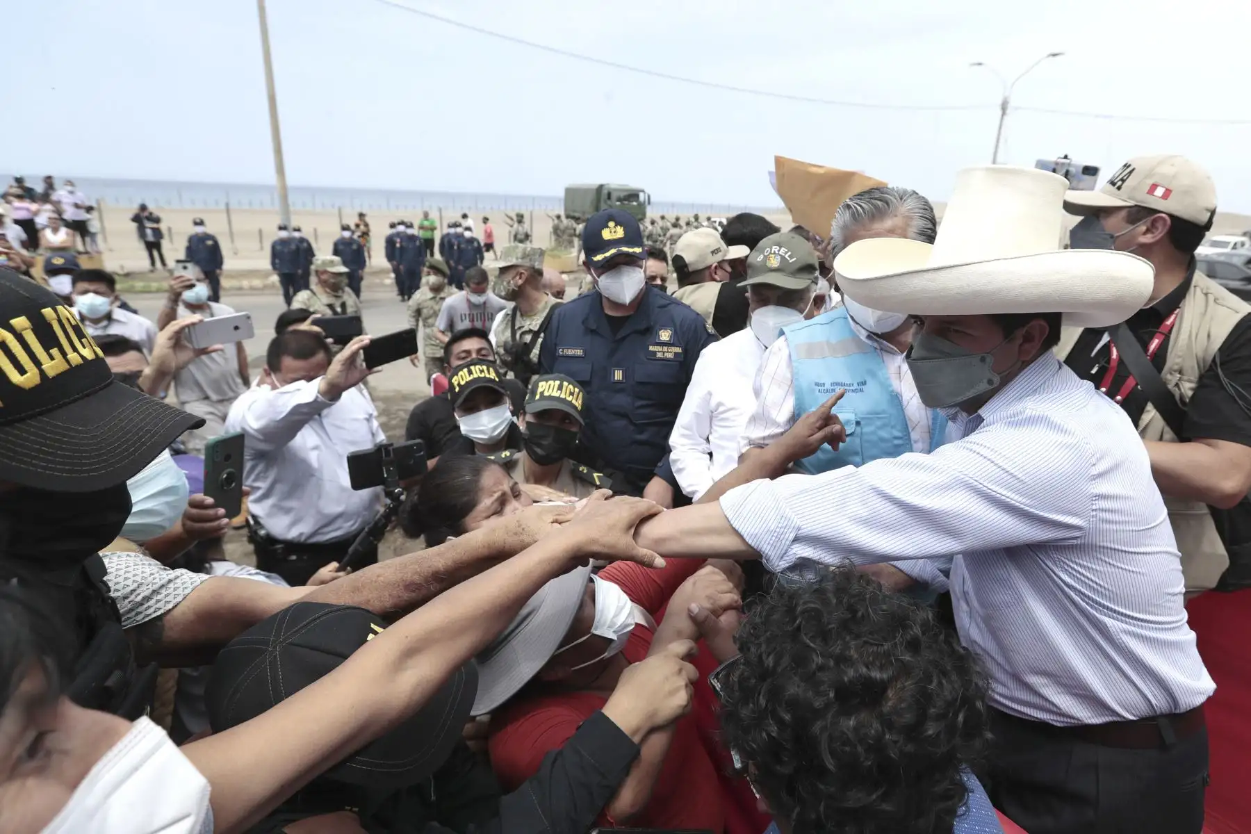 Presidente de la República, Pedro Castillo, visita puerto de Huacho, provincia de Huaura y se reúne con la población. Foto: ANDINA/Prensa Presidencia