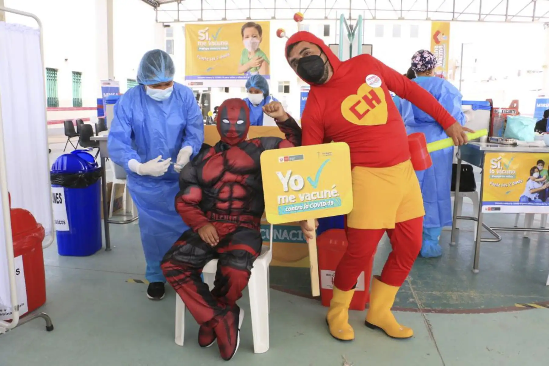 Para acercar la vacuna contra la covid-19 a más niños, el Instituto Nacional de Rehabilitación se convierte en un nuevo centro de vacunación, donde podrán acudir menores de 5 a 11 años con o sin comorbilidades. Foto: Minsa