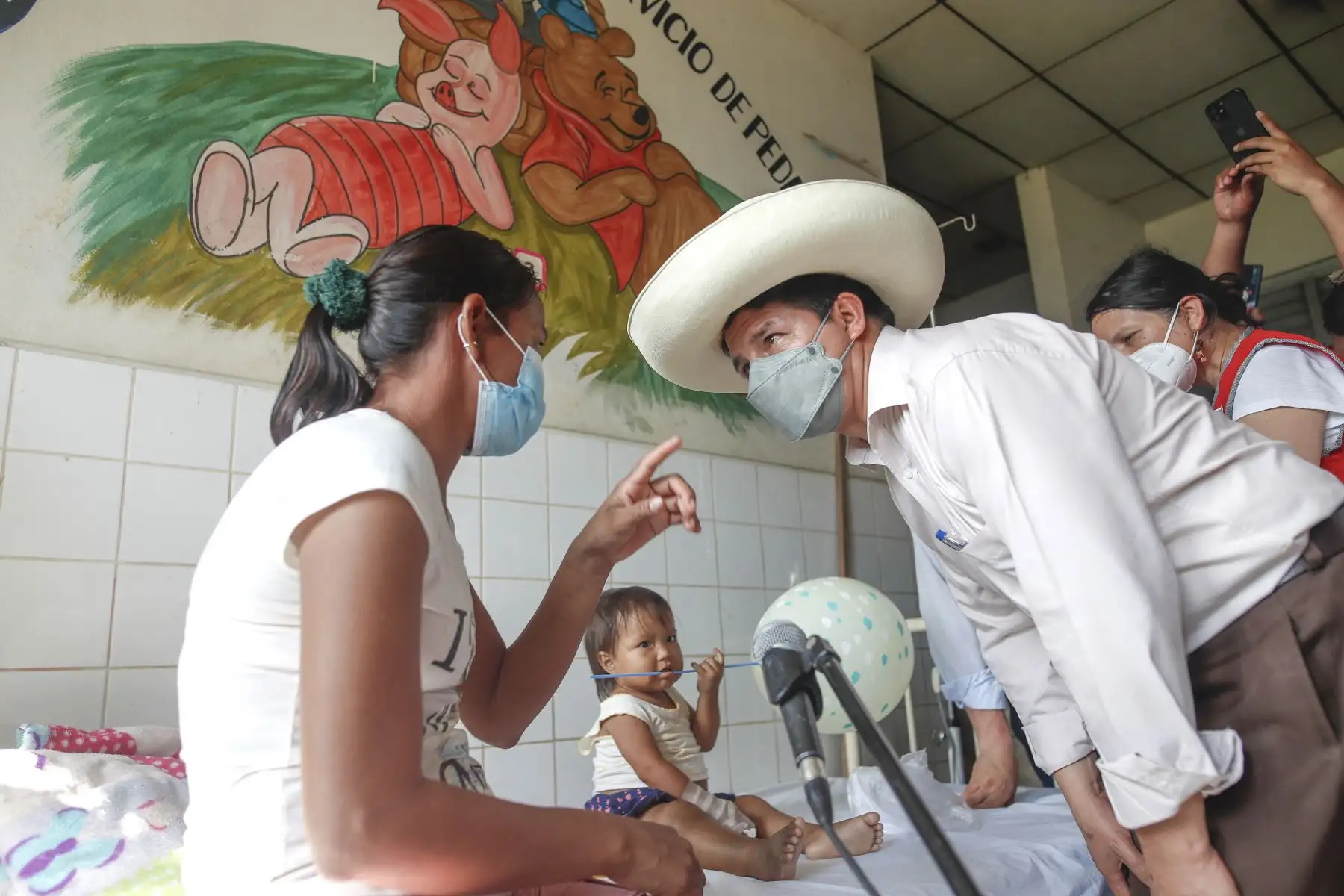 El presidente de la República, Pedro Castillo, realizó una visita de  inspección al Centro de Salud de Caballococha, en Loreto. Foto: ANDINA/Prensa Presidencia
