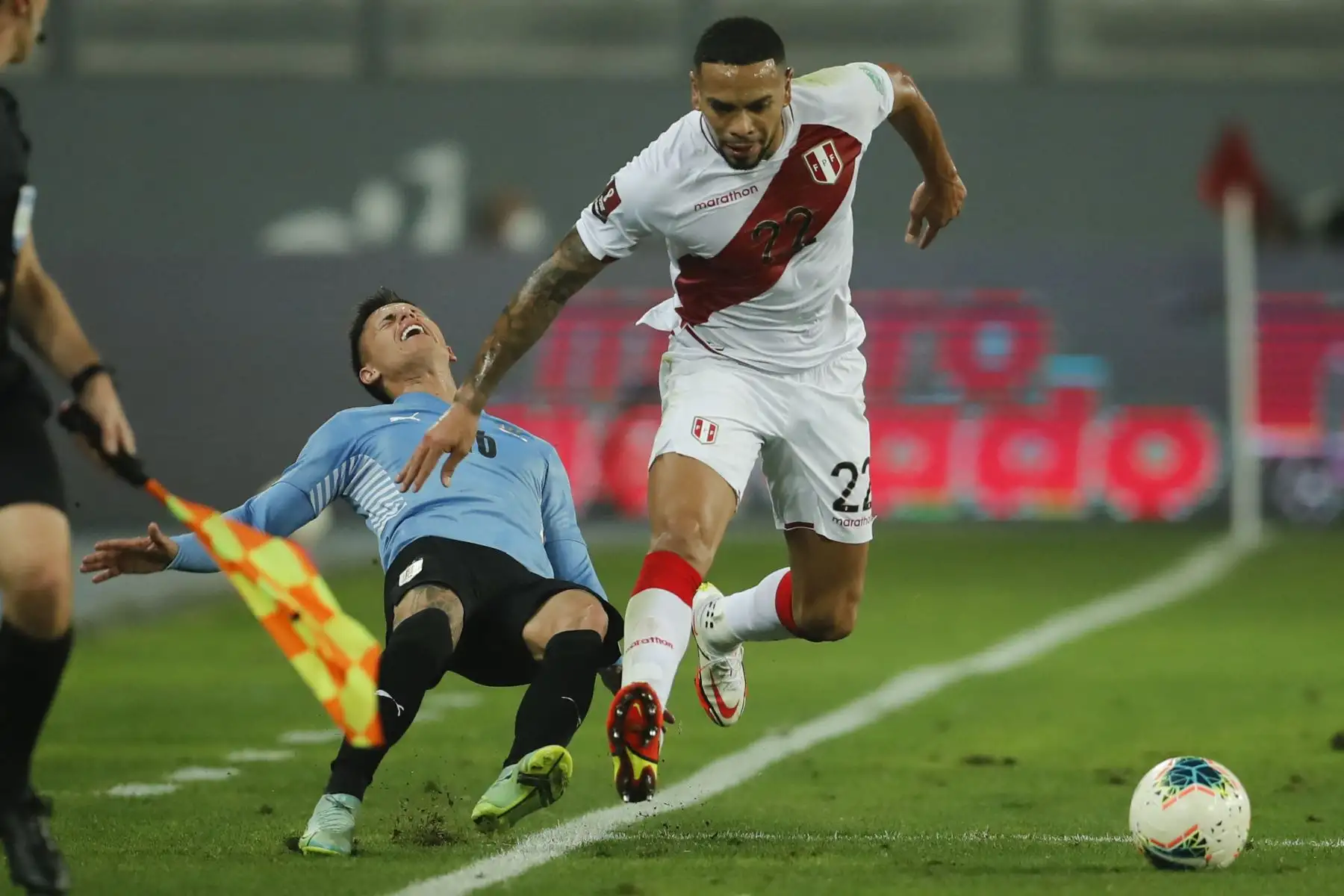 Alexander Callens, futbolista convocado para para el repechaje Catar 2022.
Foto: AFP