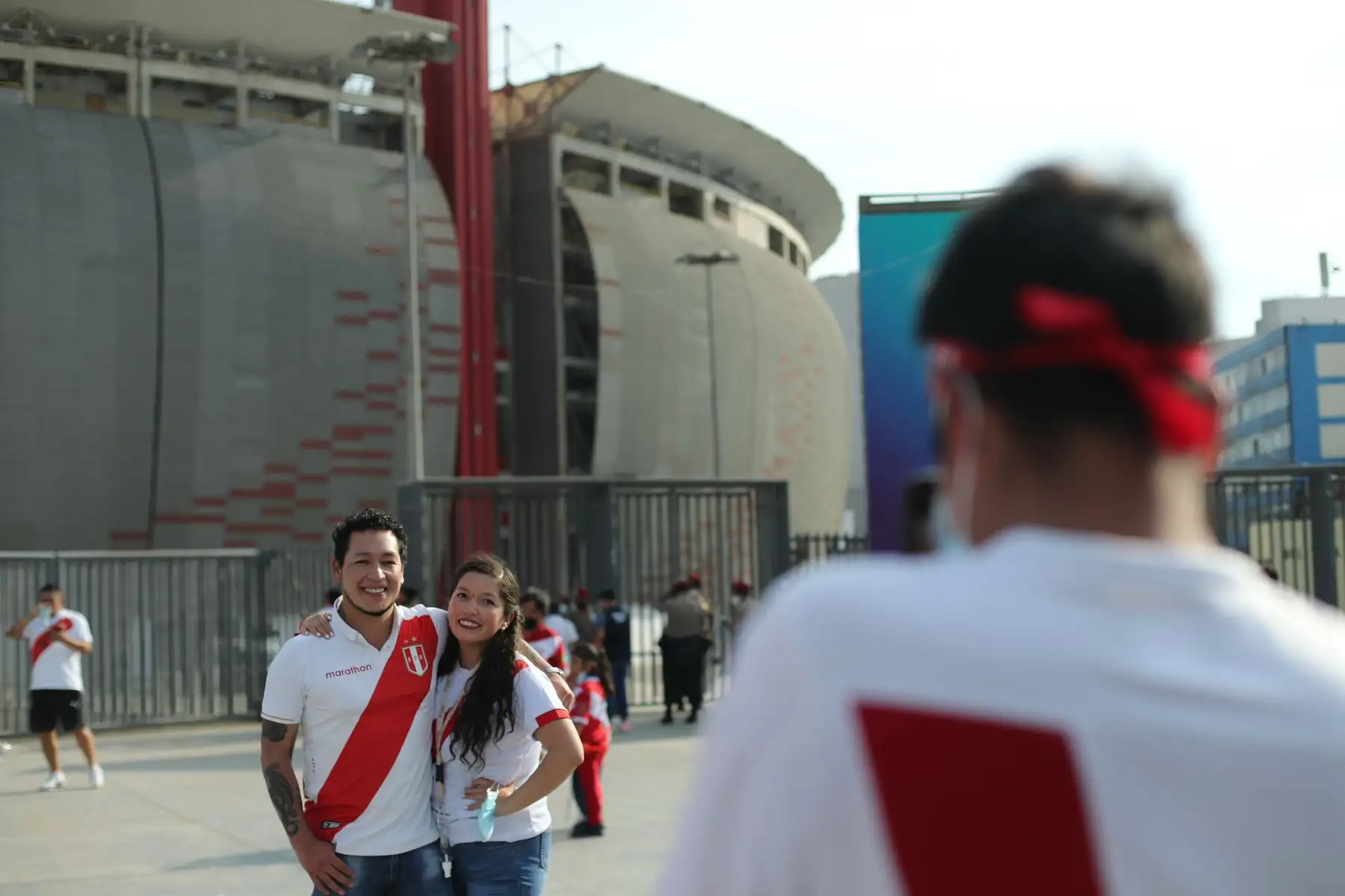 Hinchas peruanos se preparan para asistir al partido Perú Ecuador por las eliminatorias para el Mundial Qatar 2022. Foto: ANDINA/ Carla Patiño