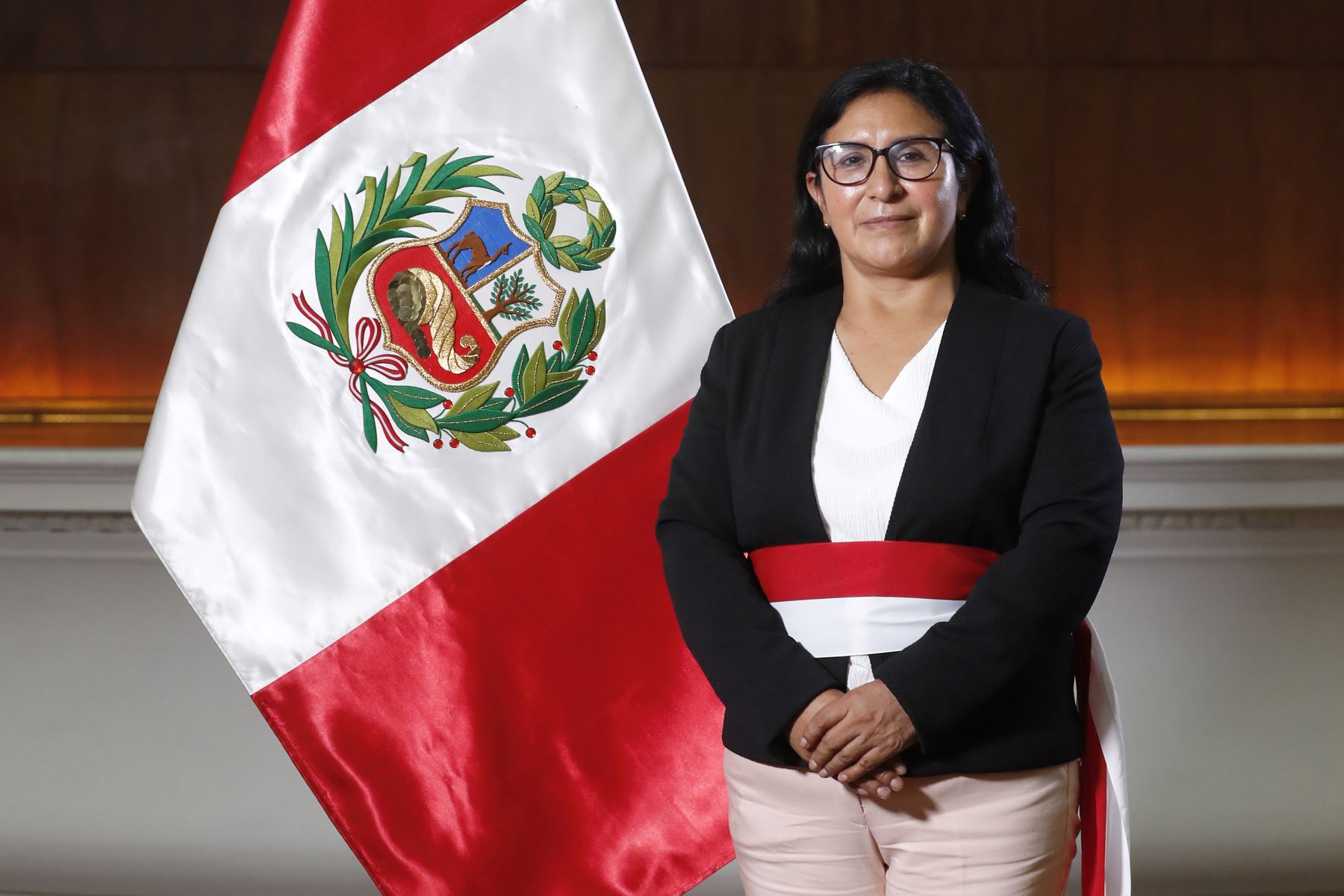 Jackeline Katy Ugarte Mamani,juramenta como ministra de la Mujer y Poblaciones Vulnerables. Foto: ANDINA/Prensa Presidencia