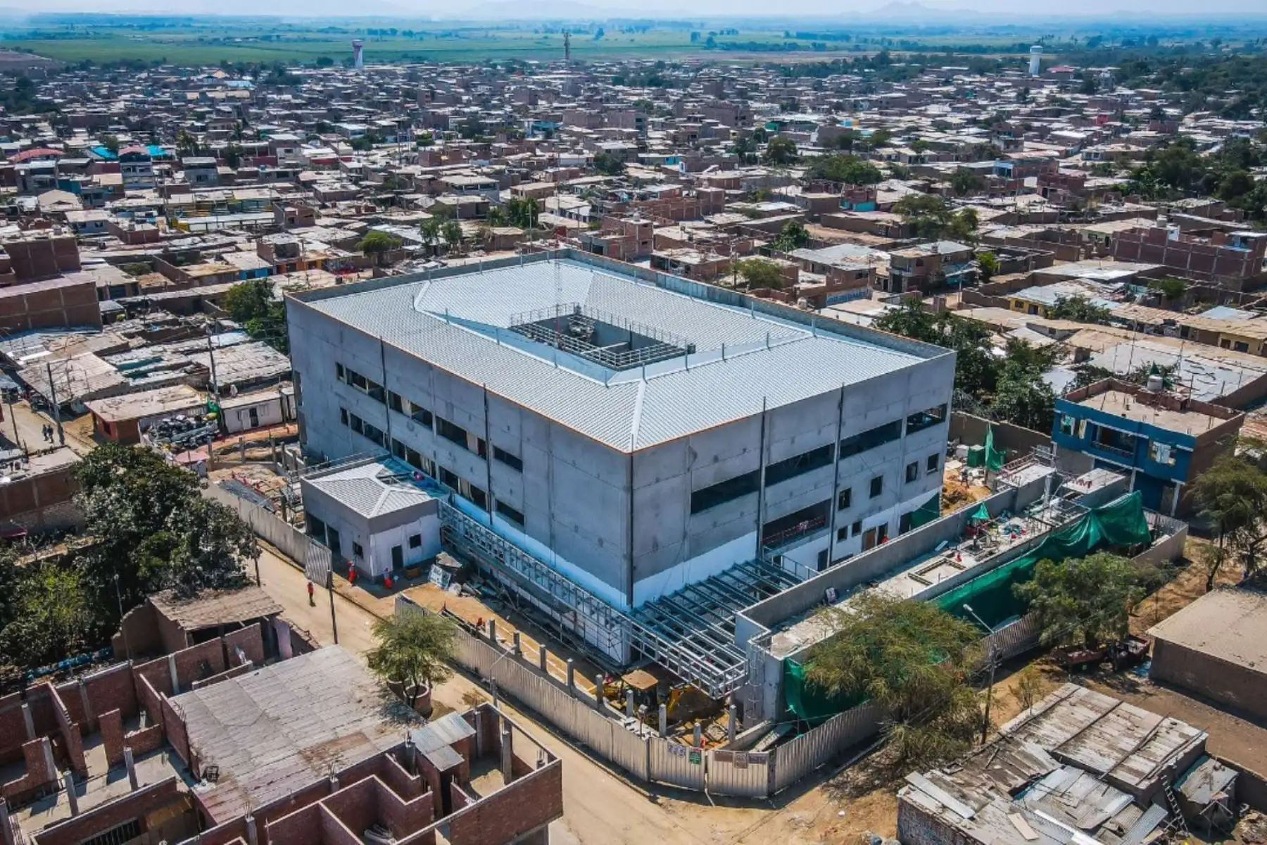 ARCC invirtió S/ 161 millones en diversas regiones para colegios y centros de salud