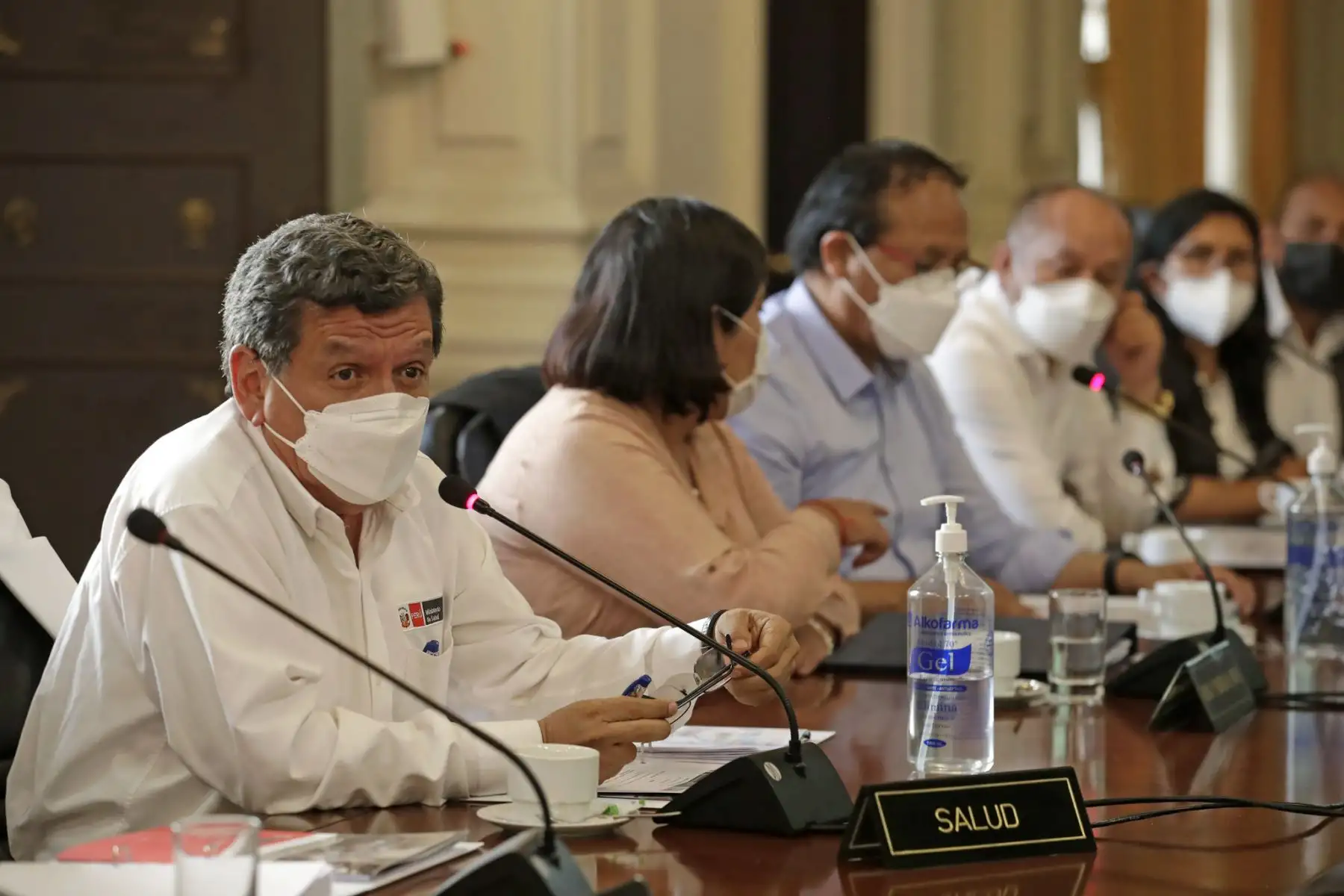 Ministro de Salud, Hernando Cevallos participa en la sesión del Consejo de Ministros.
Foto: ANDINA/ Prensa Presidencia