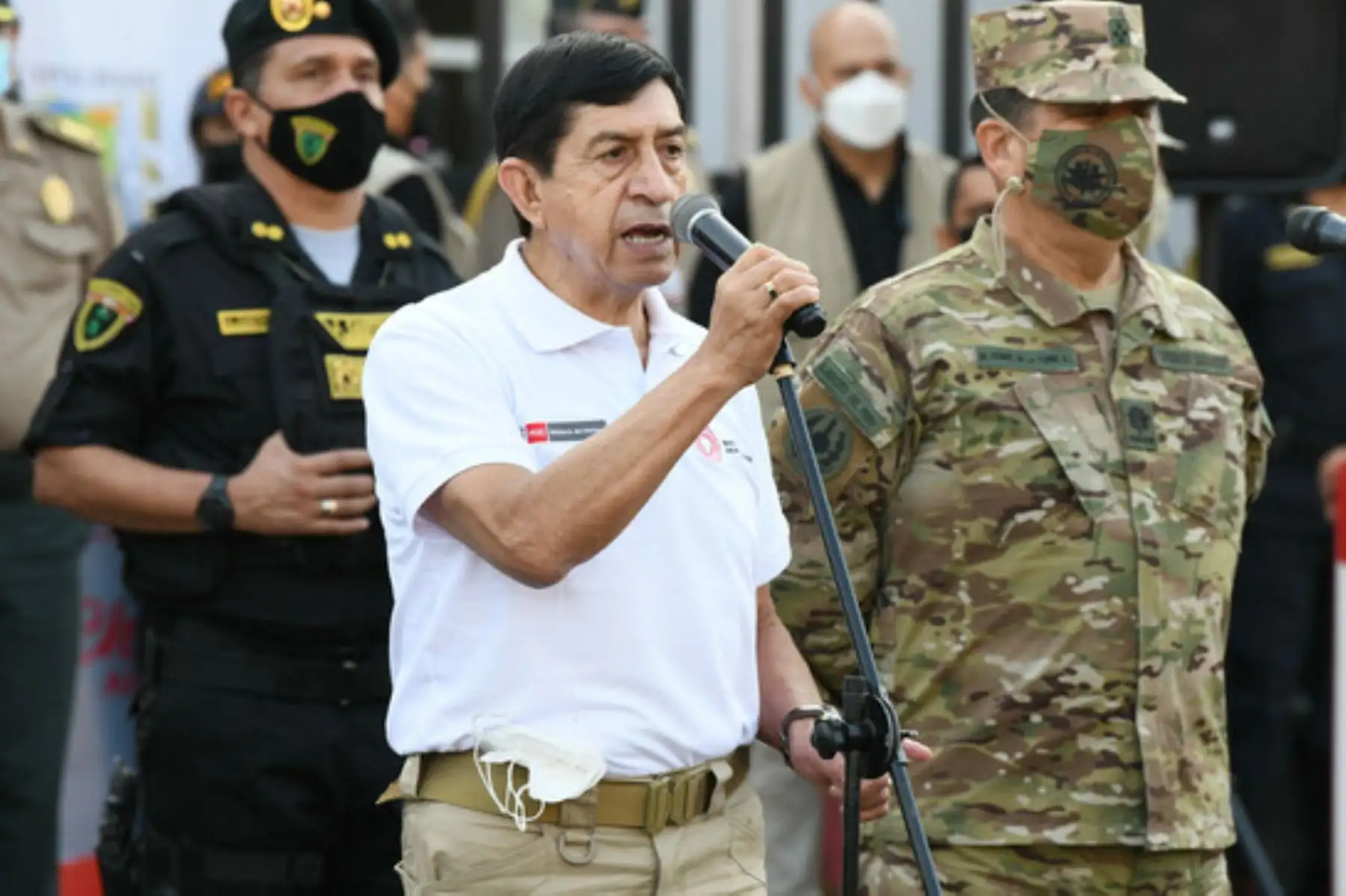 El ministro aclaró que los ciudadanos extranjeros que quiebran la ley son puestos a disposición de las autoridades. Foto: ANDINA/difusión.