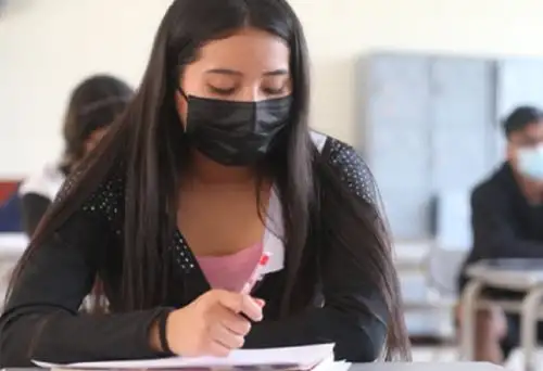 Un total de 18,073 estudiantes sobresalientes de todo el país se inscribieron para postular en el proceso único de admisión 2022 y obtener una de las 2,605 vacantes que ofrecen los colegios de alto rendimiento.