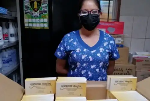 La Red de Salud Chanchamayo donó medicamentos y productos farmacéuticos al Establecimiento Penitenciario de Chanchamayo, con el fin de brindar atención primaria a internos e internas carente de recursos.