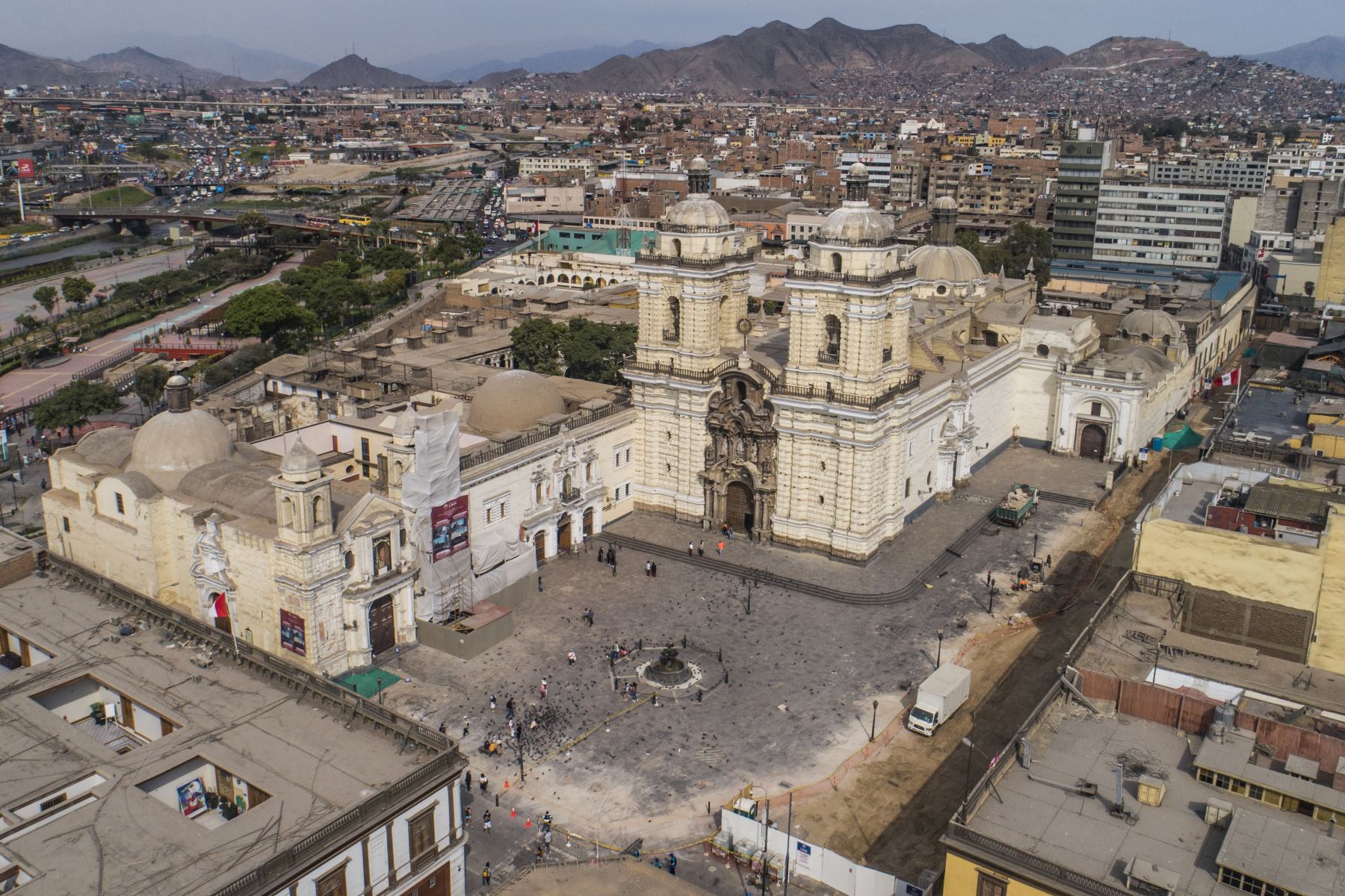 Vista aérea de la plazuela de San Francisco, en el centro de Lima. Foto: ANDINA/ Municipalidad de Lima