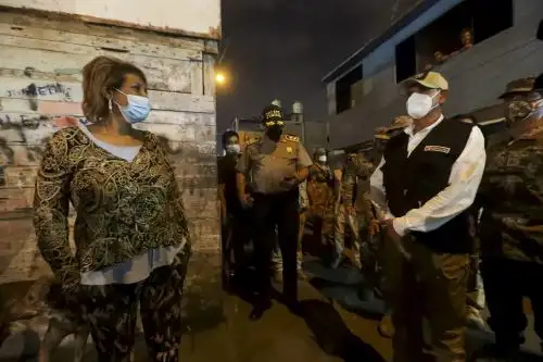 El ministro de Defensa, José Luis Gavidia Arrascue, supervisó el patrullaje que realizan la Policía Nacional y las Fuerzas Armadas en la zona de Puerto Nuevo.
