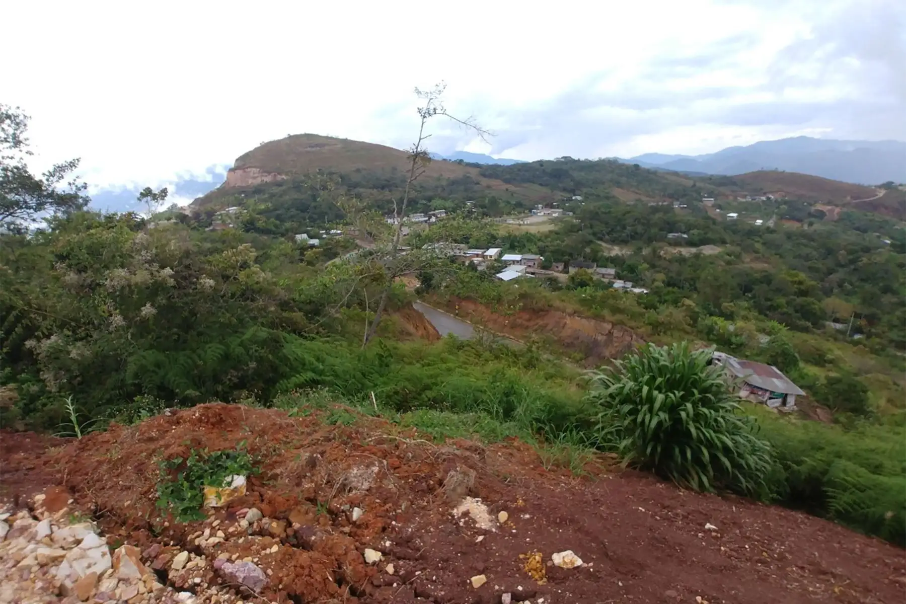 El Ingemmet hizo evaluación de peligros geológicos por deslizamiento en el Sector Portachuelo-cruce caserío Campana, en la provincia de San Ignacio, departamento de Cajamarca. Foto: ANDINA/Ingemmet