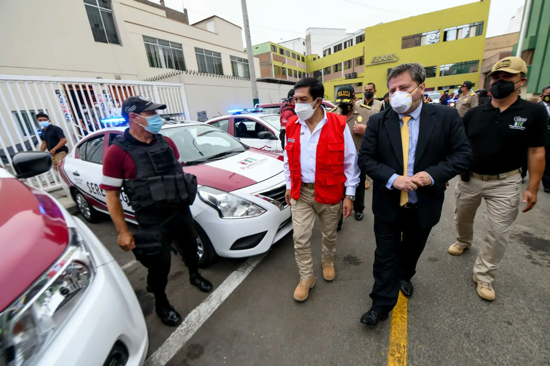 Ministro del Interior, Alfonso Chávarry preside inauguración histórica de la Nueva Central de Videovigilancia en comisaria de Pueblo Libre.
Foto: Mininter