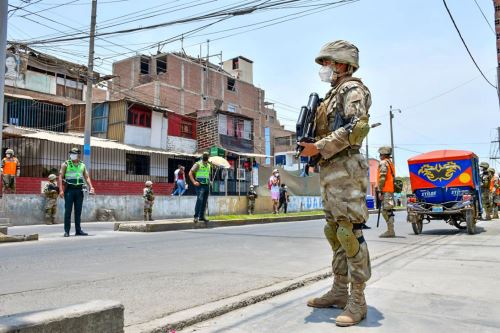 Marina de Guerra del Perú despliega a su personal y unidades terrestres durante el estado de emergencia en Lima y Callao en apoyo a la Policía Nacional del Perú.
Foto: Andina/ Difusión