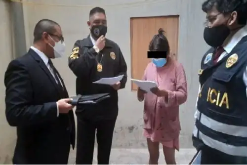 La diligencia se realizó de manera simultánea en la vivienda del gobernador Cuevas Pare; de su hija, Indira Cuevas Machaca; y del jefe de la Oficina de Logística y Servicios Generales del Gobierno Regional de Moquegua, César Huanca Ayna.
