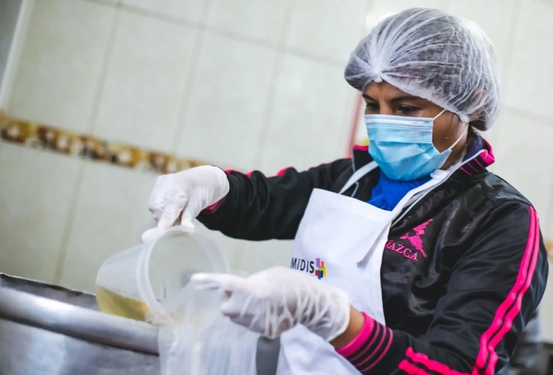 El Ministerio de la Producción llevará alimentos a la red de Ollas Comunes de Lima Metropolitana integrada por 2,500 comedores de 17 distritos. ANDINA