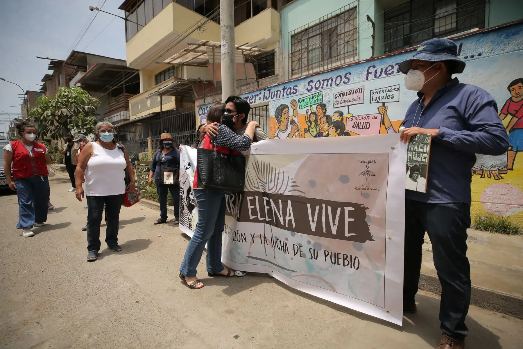 Encuentro de la ministra de la Mujer y Poblaciones Vulnerables, Diana Miloslavic con  integrantes de la Casa de la Mujer, en el marco de las actividades por los 30 años del asesinato de María Elena Moyano. 
Foto: MIMP