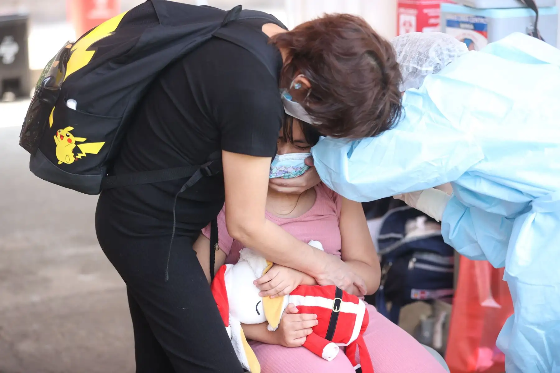 El Ministerio de Salud realiza vacunación contra la covid-19 a niños, jóvenes y adultos en Campo de Marte. Foto: ANDINA/Vidal Tarqui
