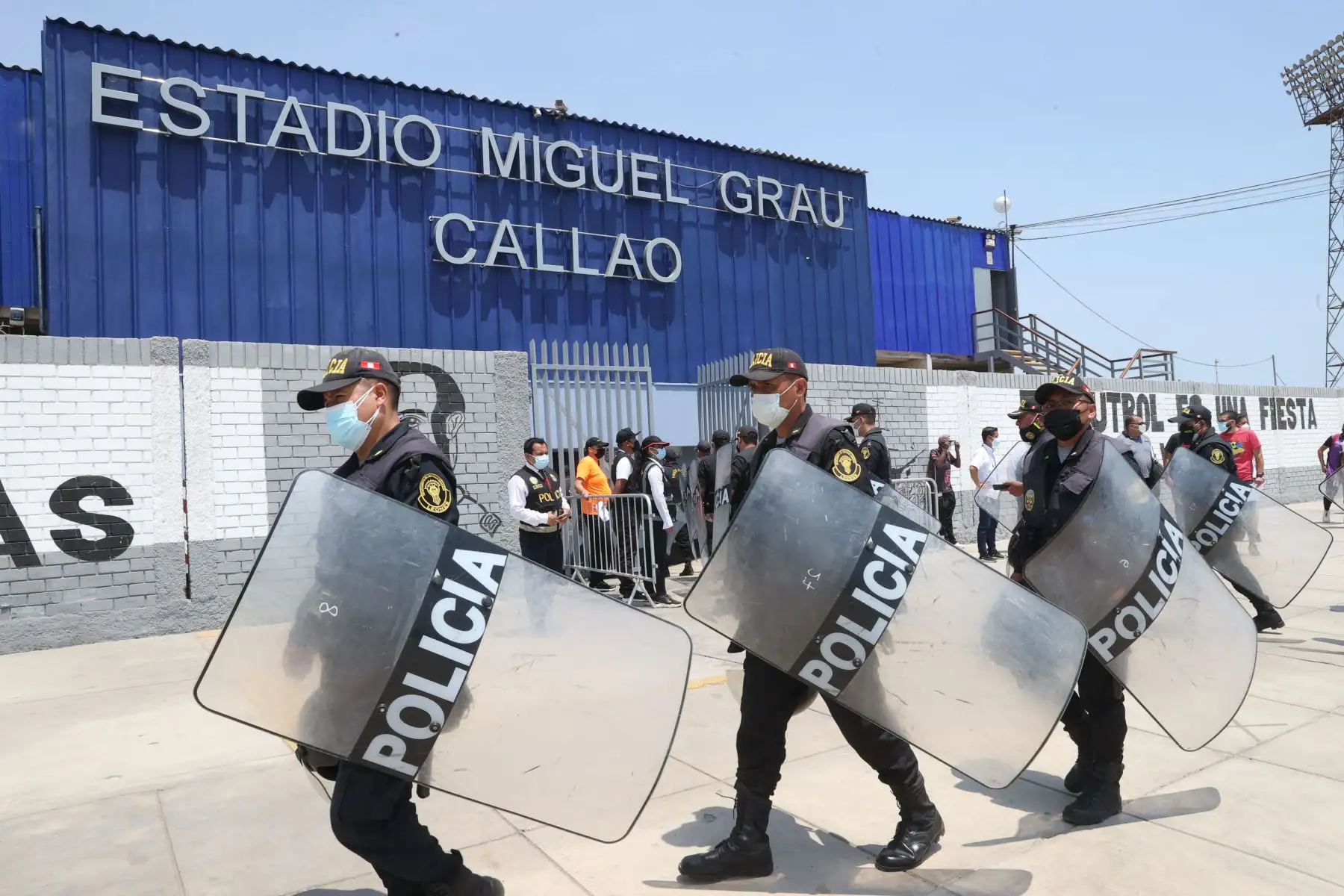 Estrictas medidas de seguridad previo al partido entre Sport Boys y Alianza Lima por la 2da fecha de la Liga 1.
Foto: ANDINA/Vidal Tarqui