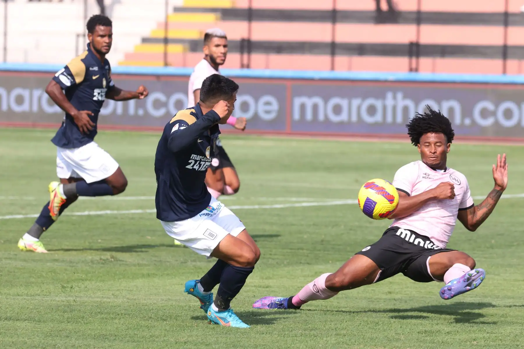 Alianza Lima y  Sport Boys se enfrentan por la segunda fecha de la Liga 1 en el Miguel Grau del Callao. Foto: Liga 1
Foto: ANDINA/Vidal Tarqui