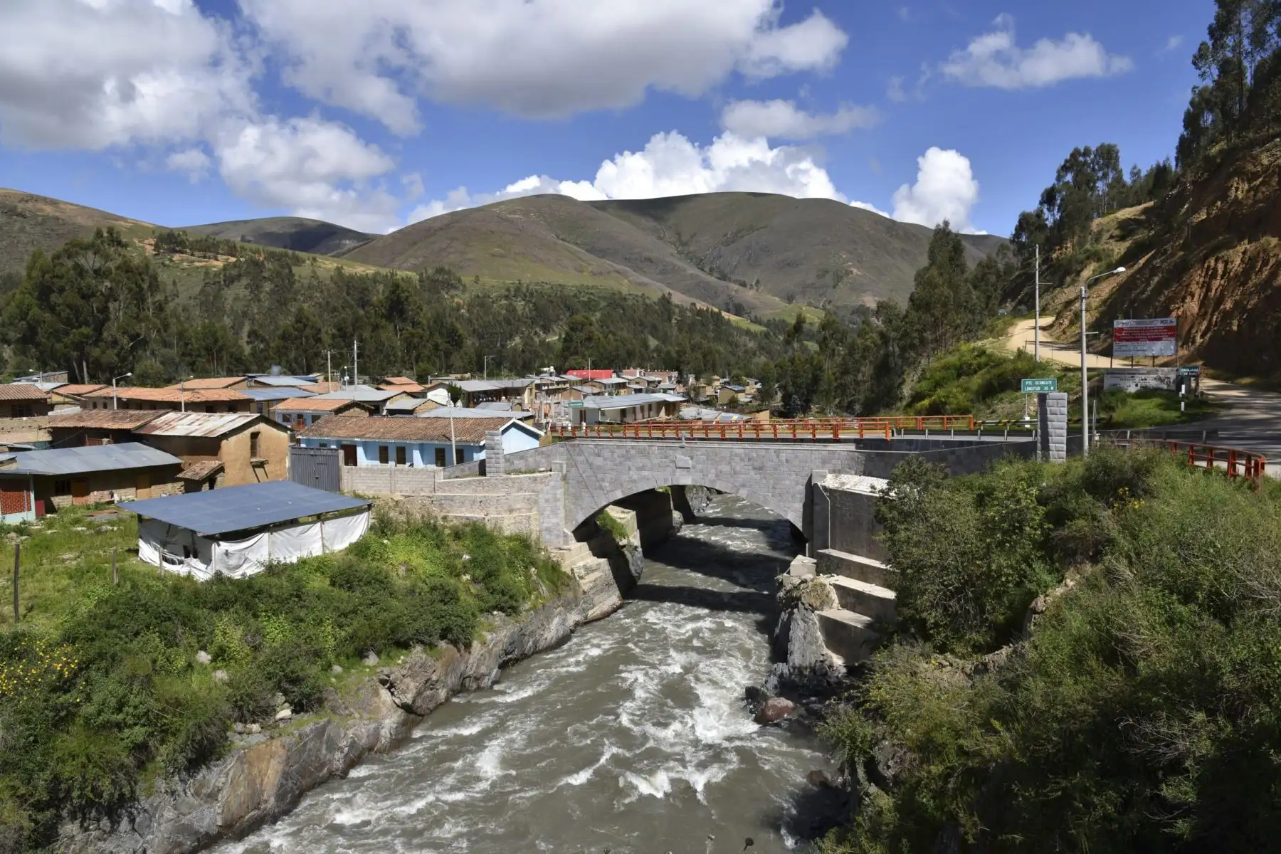 Las estaciones hidrológicas automáticas permitirán medir el volumen del agua, parámetros de calidad y principales datos climáticos. Foto: ANDINA/difusión.