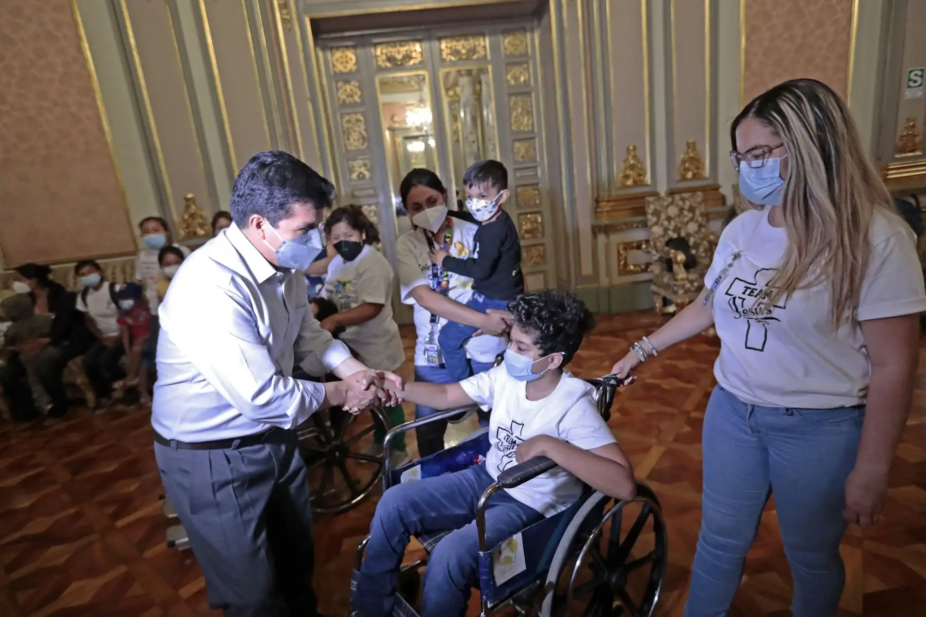 Presidente Pedro Castillo sostuvo reunión con familiares del colectivo Ley Cáncer Infantil, y compartió algunos momentos con los menores de edad en Palacio de Gobierno, al conmemorarse el Día Internacional del Cáncer Infantil. Foto: ANDINA/Presidencia Perú