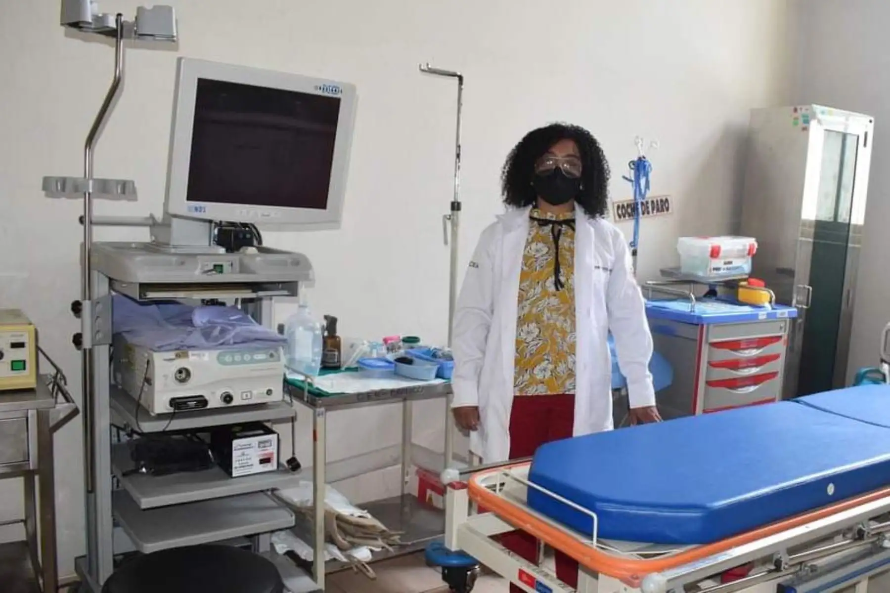 La especialista de proyectos de investigación aplicable, Yanin Reyes Bermúdez, participó en el diseño de un ventilador mecánico a bajo costo para pacientes con covid-19.