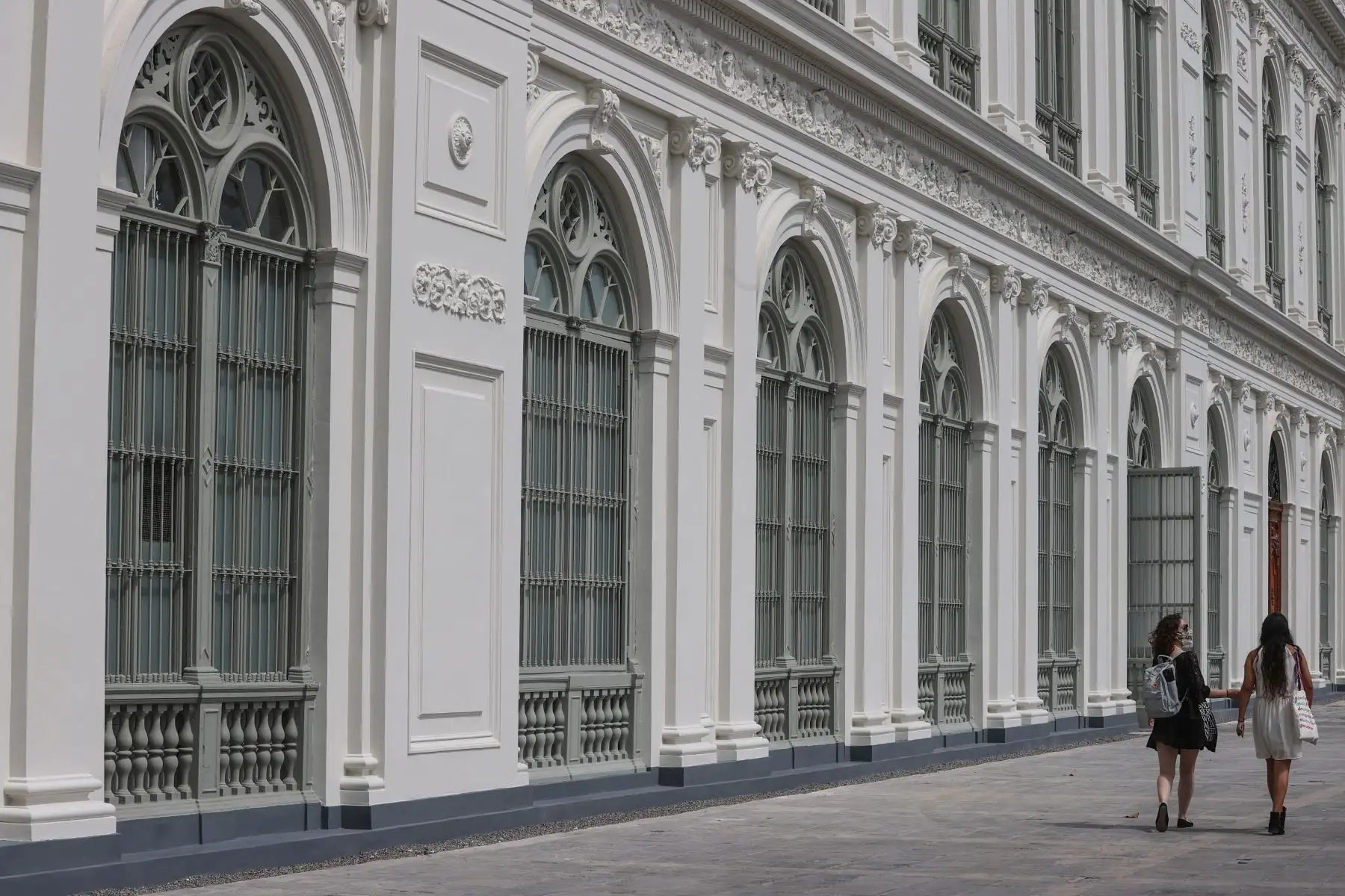 Luego de más de dos años, se ha culminado la restauración de los cuatros frentes de la fachada del Museo de Arte de Lima – MALI, gracias a fondos de la Unión Europea en Perú ejecutados por World Monuments Fund Perú. Foto: ANDINA/Andrés Valle